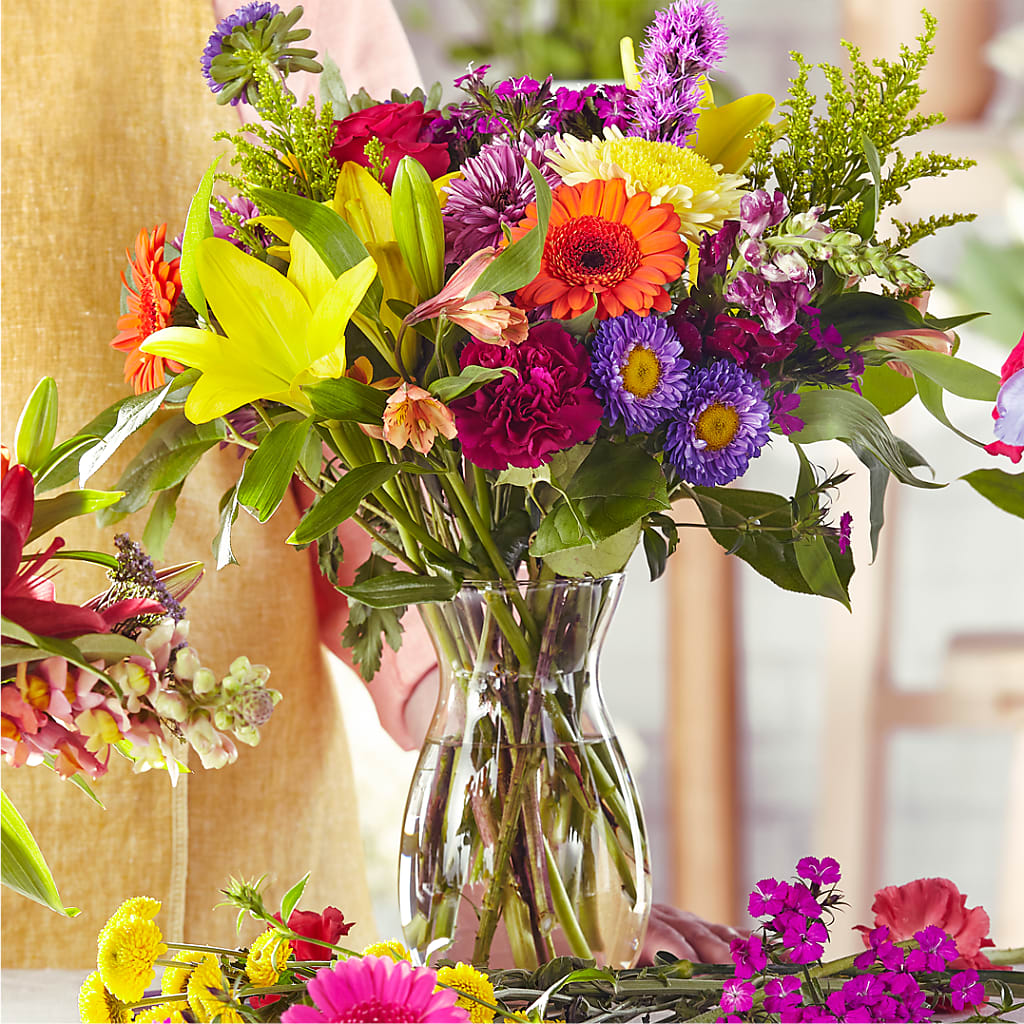 Bold & Bright – A Florist Original – HIRT'S FLOWERS INC, Strongsville OH