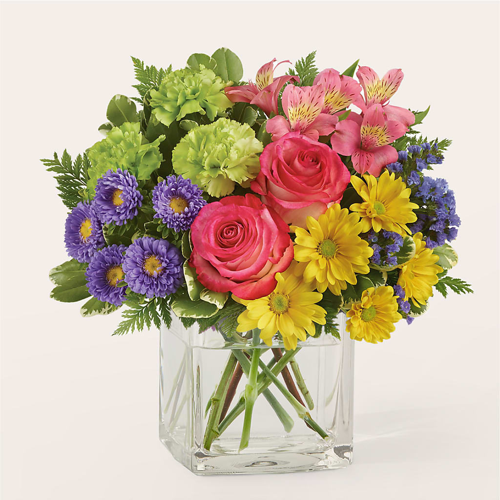Candy Jar Bouquet – HIRT'S FLOWERS INC, Strongsville OH