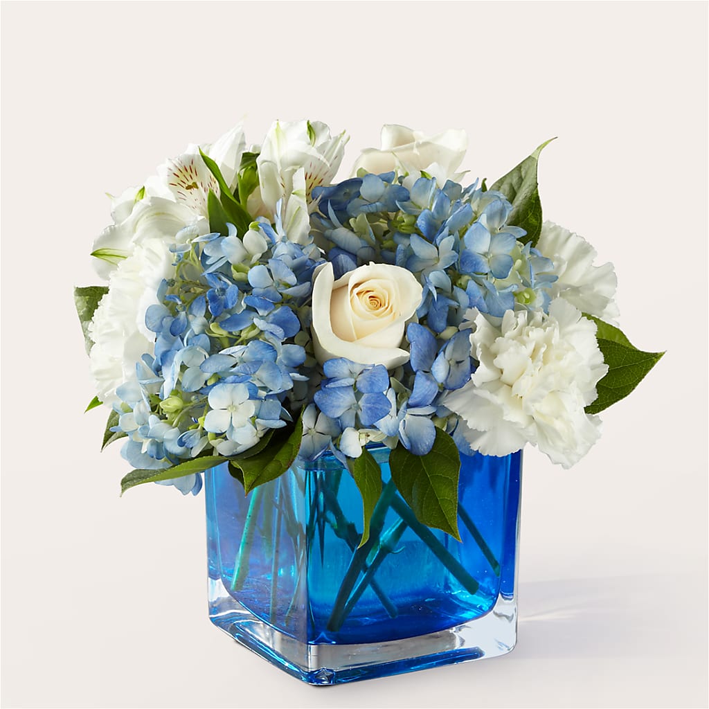 Soothing Waters Bouquet – HIRT'S FLOWERS INC, Strongsville OH