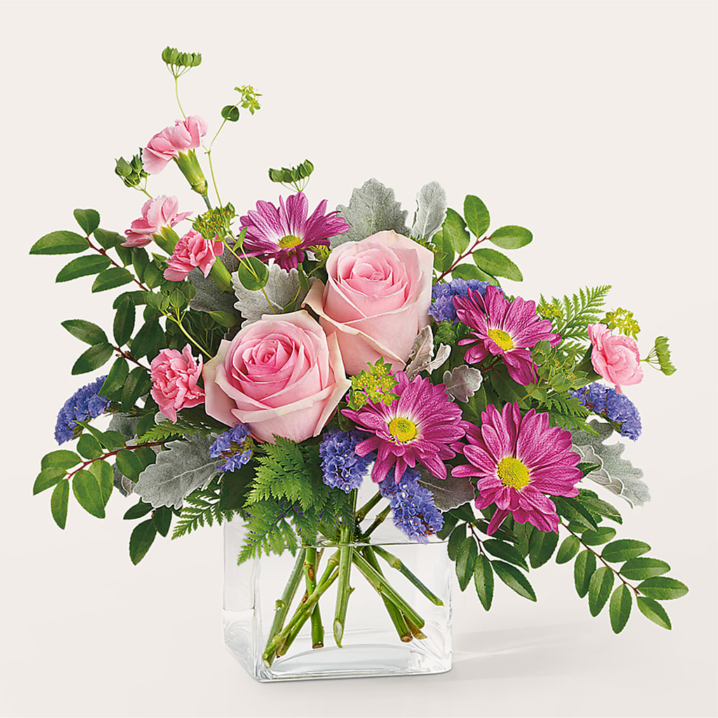 Starlet Bouquet – HIRT'S FLOWERS INC, Strongsville OH