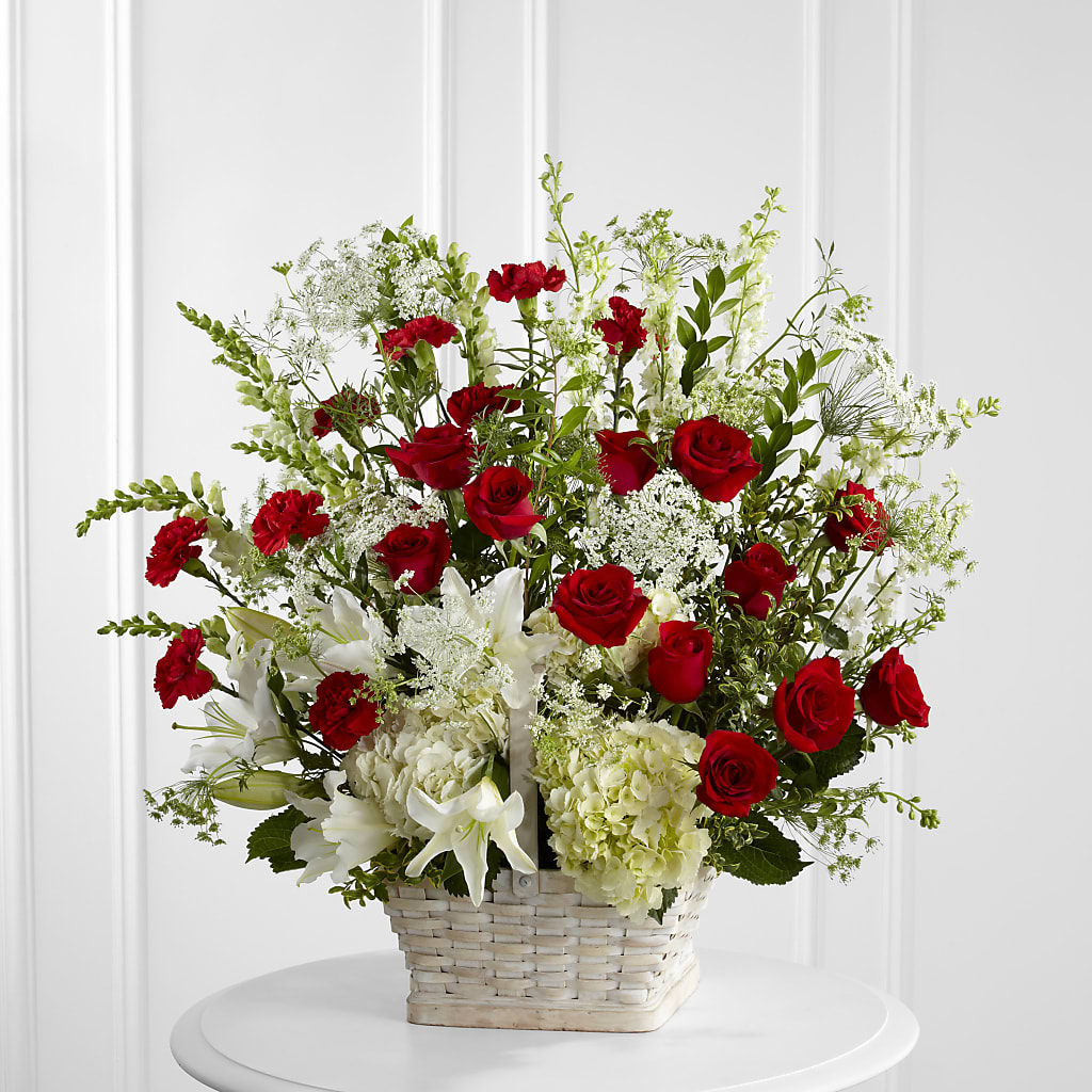 In Loving Memory Arrangement – HIRT'S FLOWERS INC, Strongsville OH