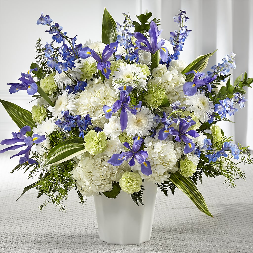 Soft Serenity Floor Basket – HIRT'S FLOWERS INC, Strongsville OH