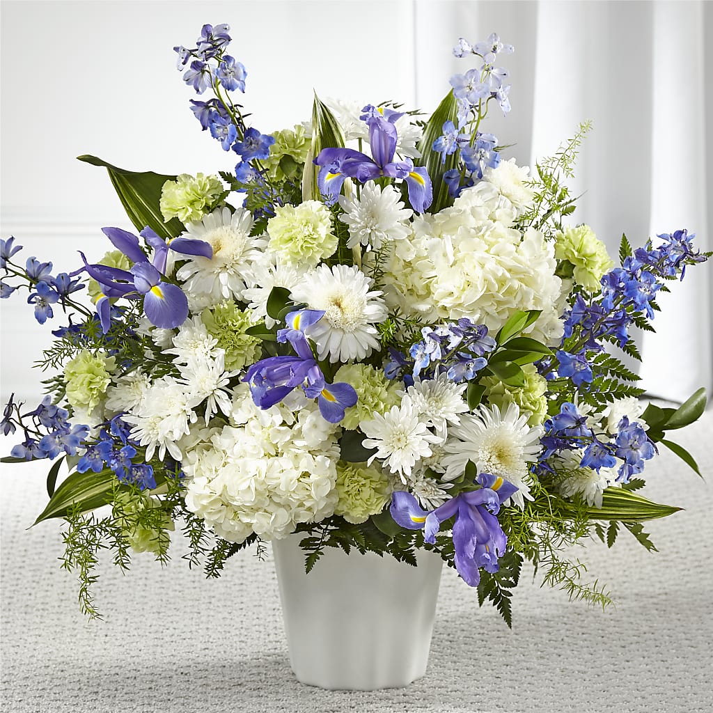 Soft Serenity Floor Basket – HIRT'S FLOWERS INC, Strongsville OH