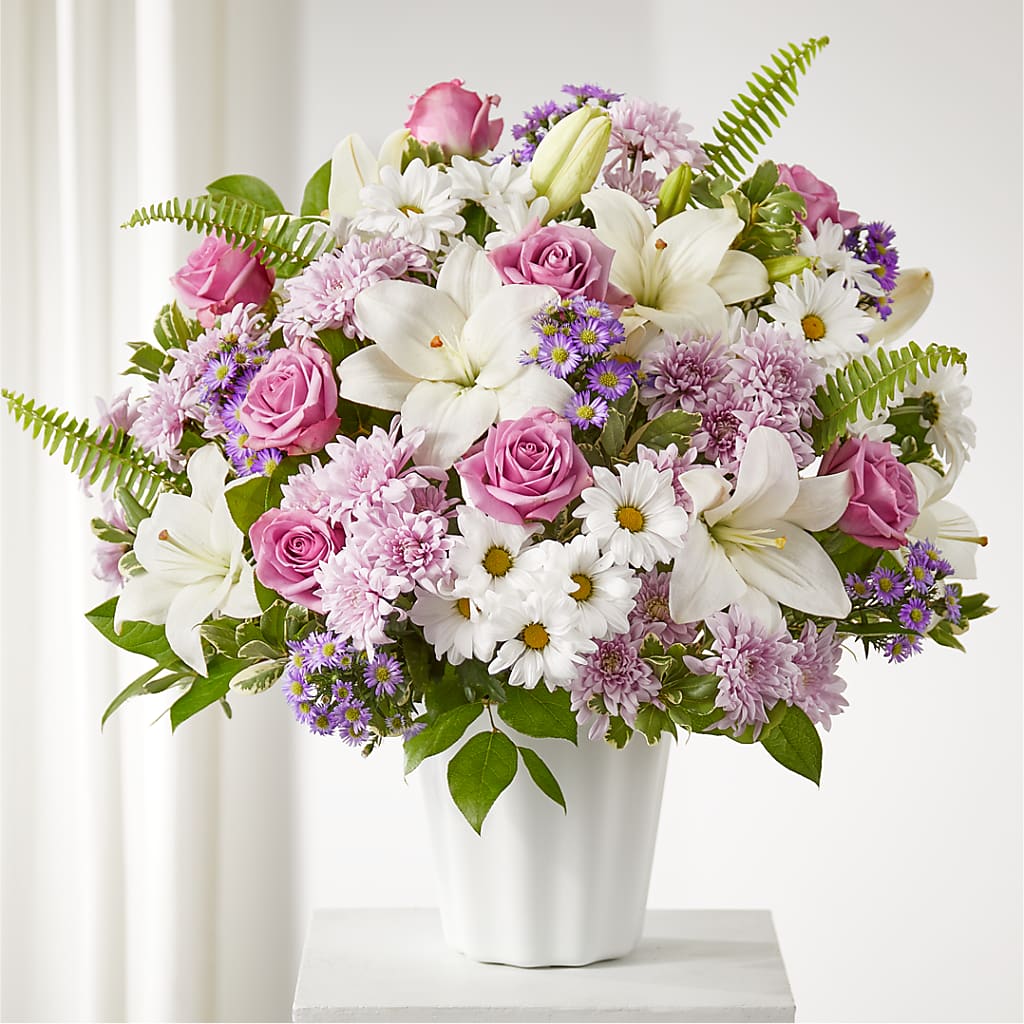 Warmest Thoughts Tabletop Basket – HIRT'S FLOWERS INC, Strongsville OH