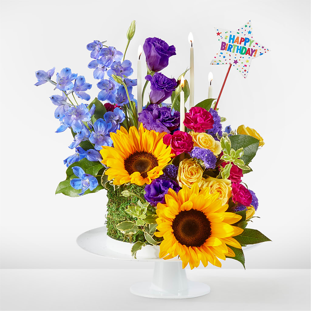 Star of the Day Floral Cake – HIRT'S FLOWERS INC, Strongsville OH