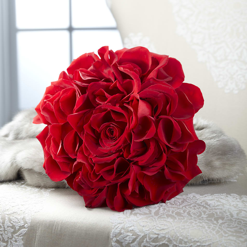 Composite Rose Bouquet – HIRT'S FLOWERS INC, Strongsville OH