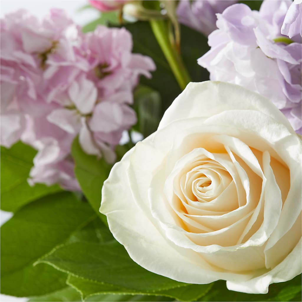 Springtime Spritz Bouquet – HIRT'S FLOWERS INC, Strongsville OH