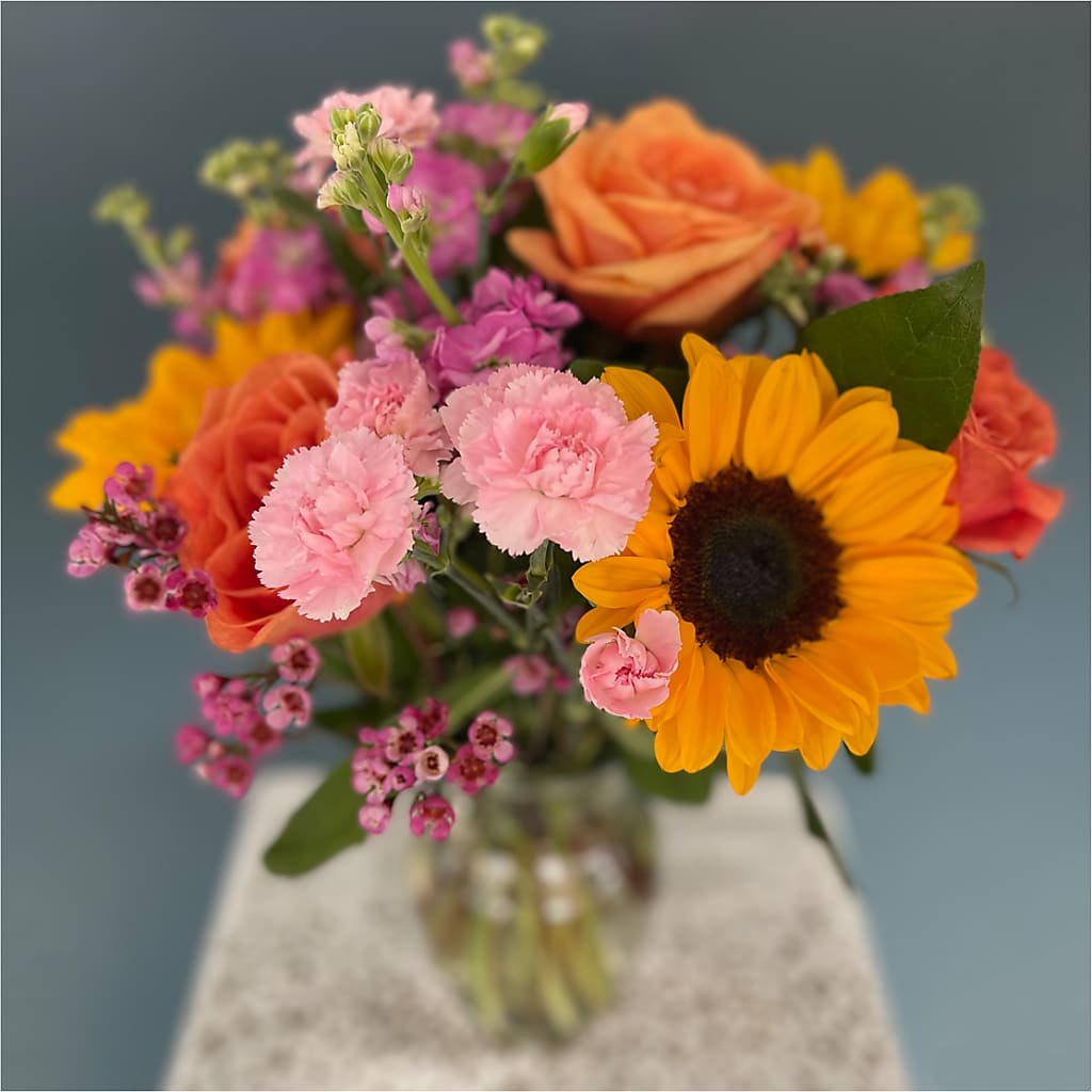 Yellow Brick Road Bouquet – HIRT'S FLOWERS INC, Strongsville OH