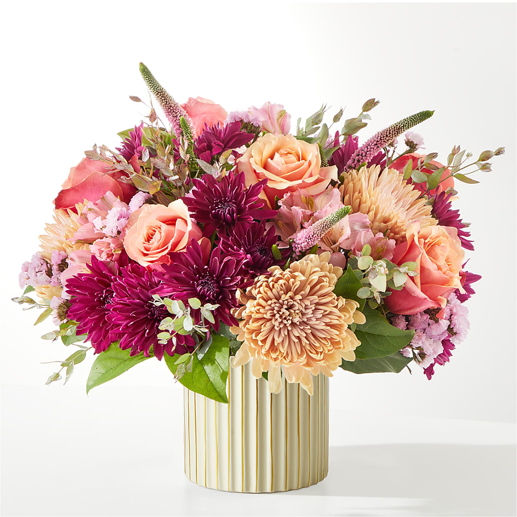 Berry Cobbler Bouquet with Ivory Vase – HIRT'S FLOWERS INC, Strongsville OH