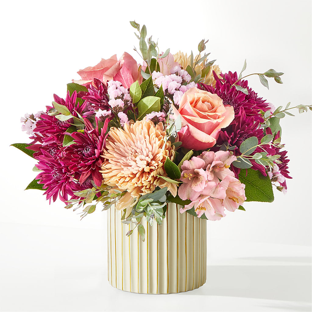 Berry Cobbler Bouquet with Ivory Vase – HIRT'S FLOWERS INC, Strongsville OH