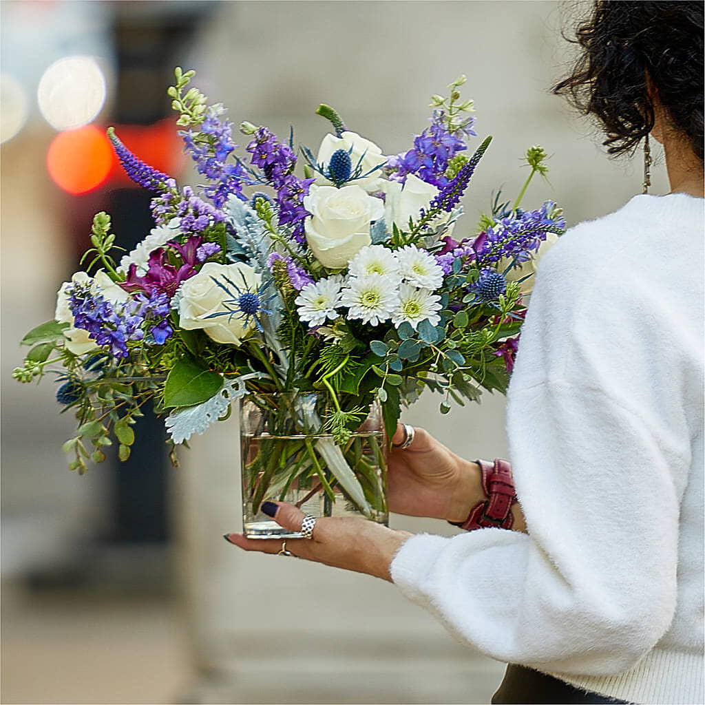 Shooting Star Bouquet – HIRT'S FLOWERS INC, Strongsville OH