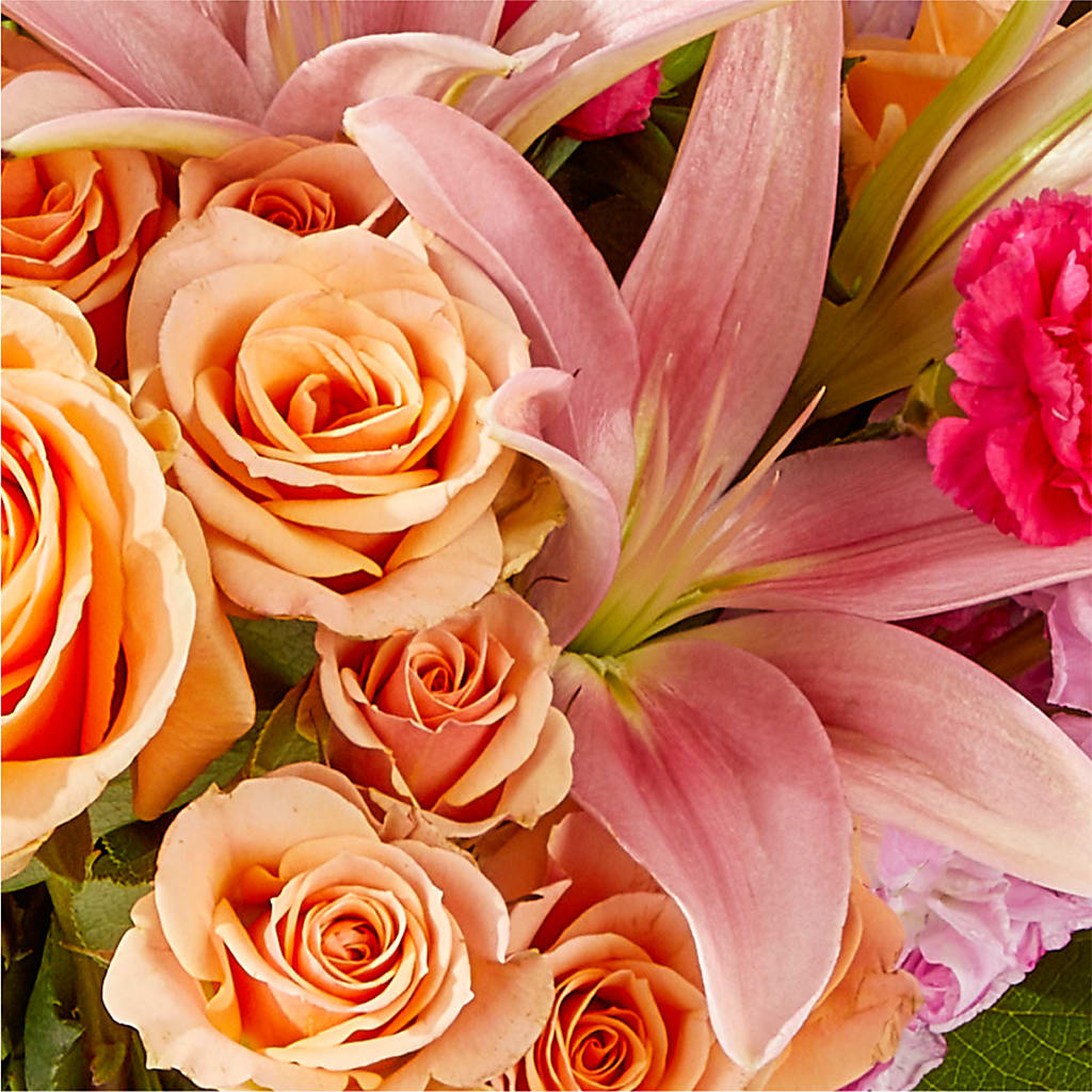 Bisous Bouquet – HIRT'S FLOWERS INC, Strongsville OH